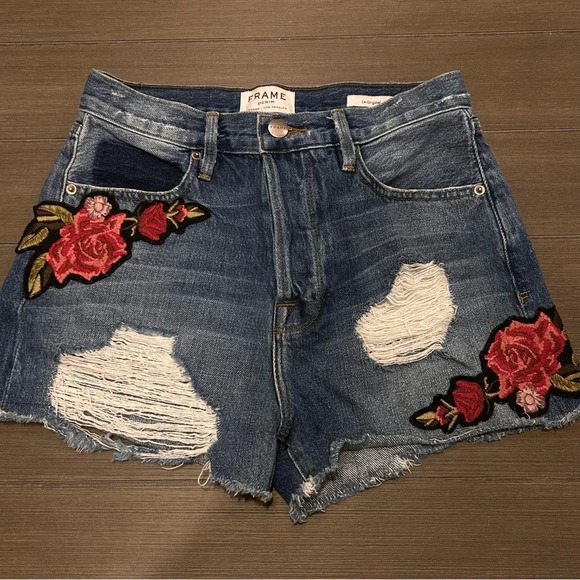 FRAME Denim Rose Patch Shorts Size 25 - Picture 1 of 12
